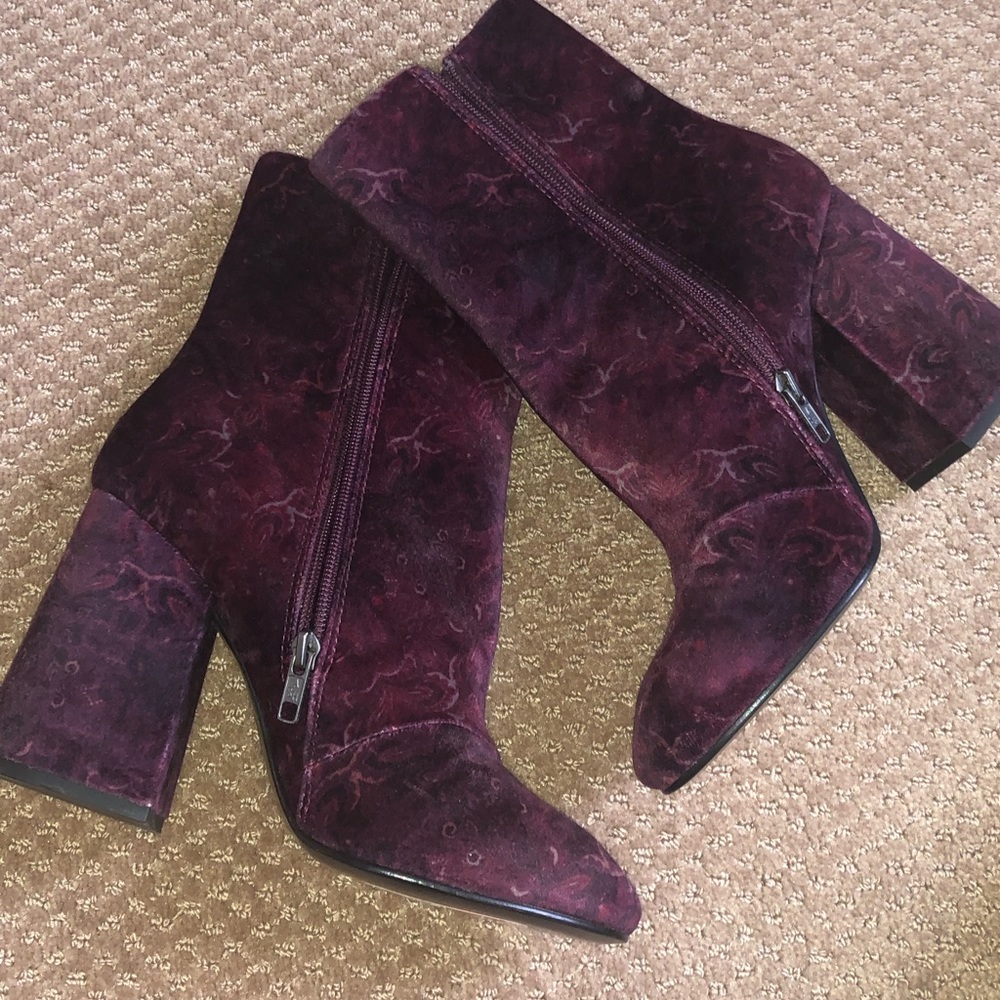 Ash velvet booties